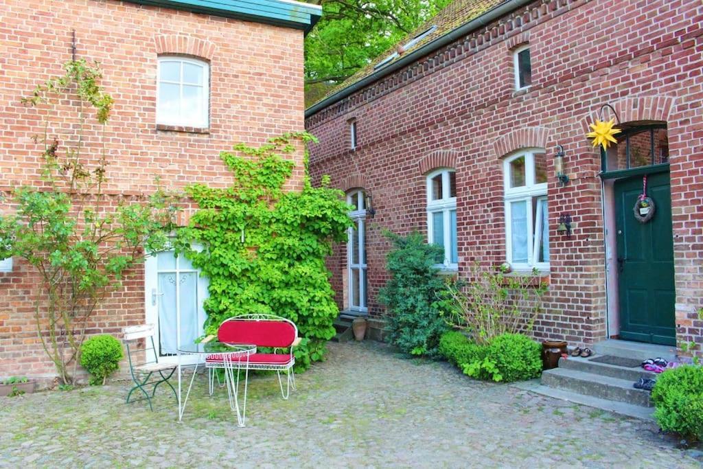Romantische Ferienwohnung Unter Den Linden Buchholz  Esterno foto